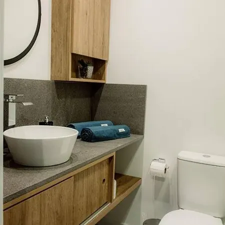 Studio Contemporaneo No Parque Una Com Garagem Pelotas Exterior photo