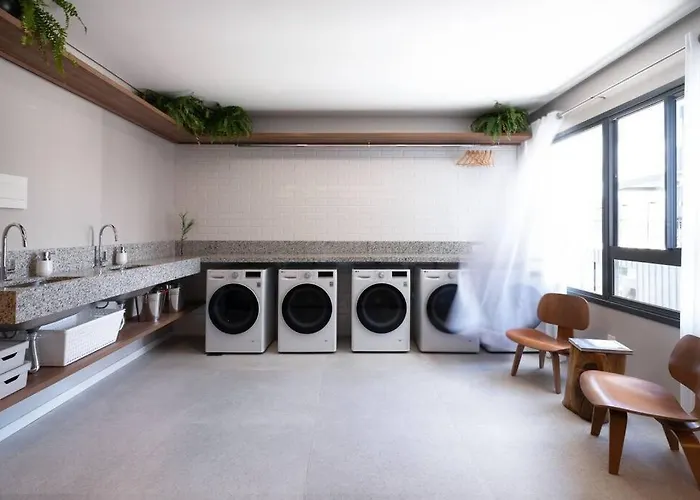 Studio Contemporaneo No Parque Una Com Garagem
