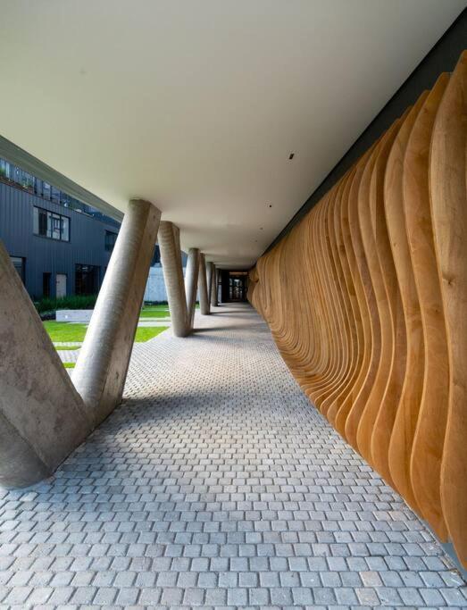 Contemporaneo No Parque Com Garagem *